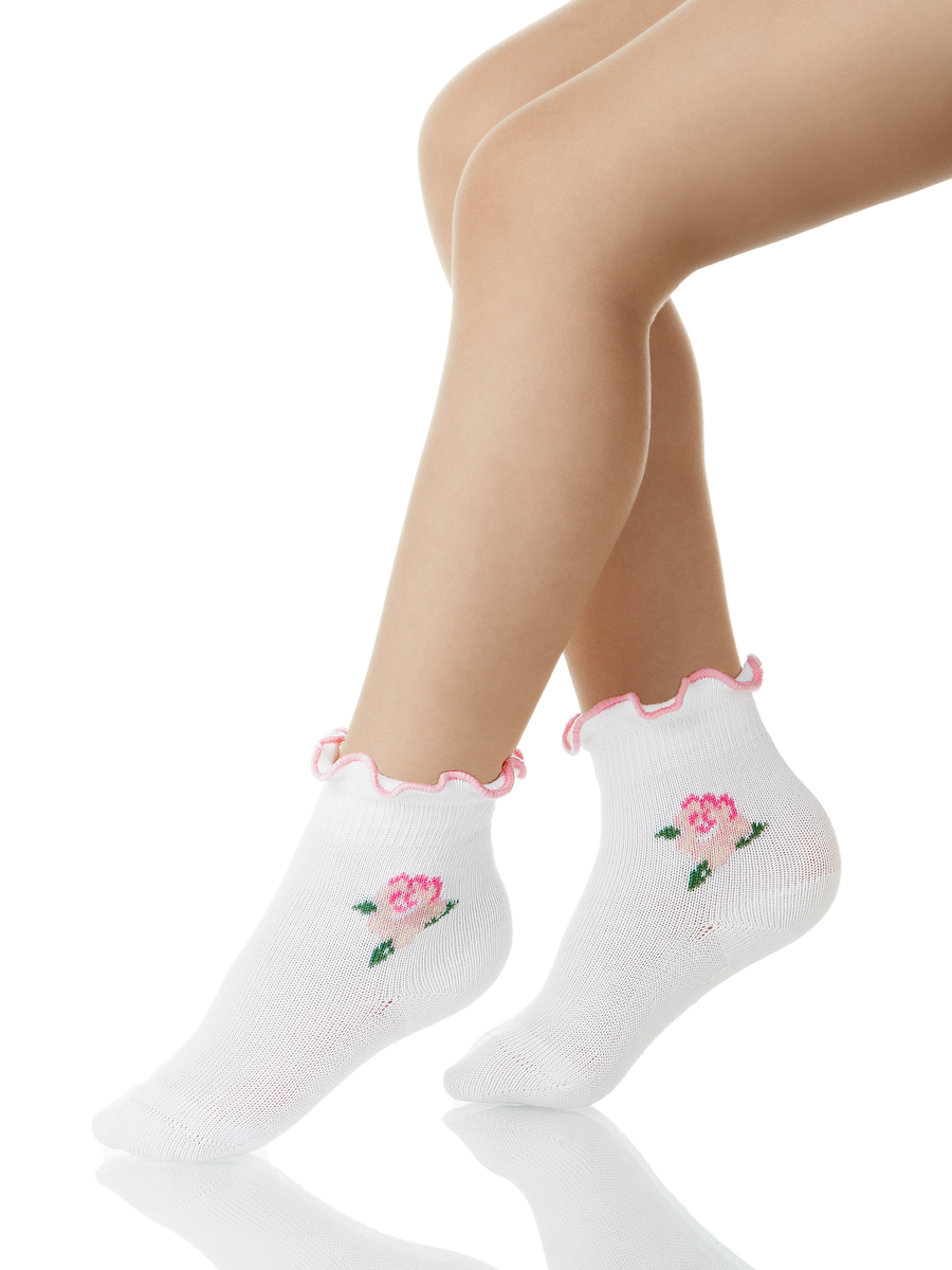 Белые носочки видео. Белые носки. Носки детские, белый. Белые носки для девочек. Белые махровые носки.